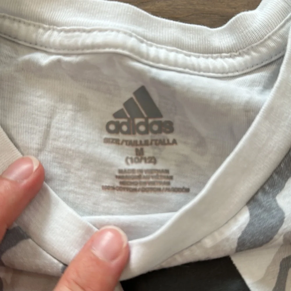 Adidas tee - Picture 2 of 2